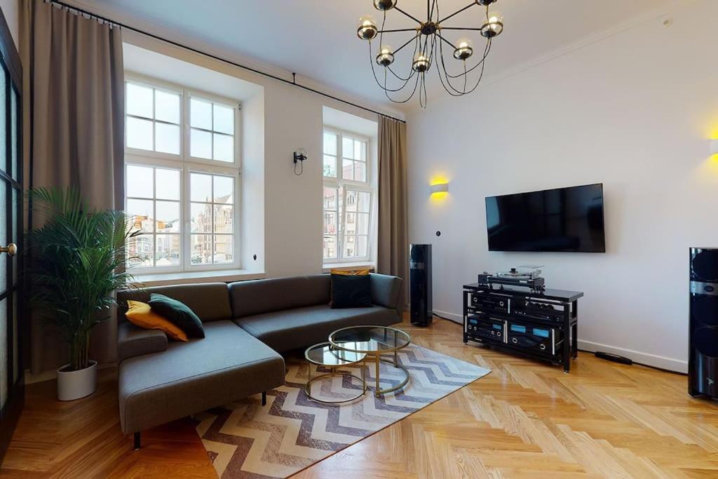 Apartment Big Modern Apart - Market Square - Nice View - Next To Town Hall *